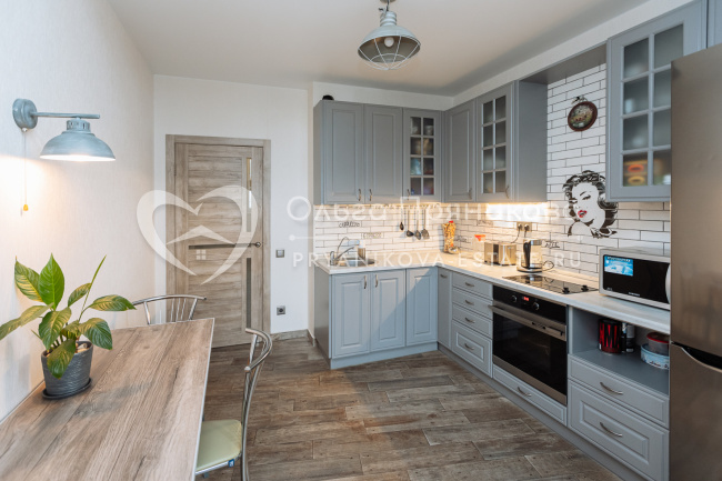 2-к квартира на ул. Орудийной Ленинградский р-н